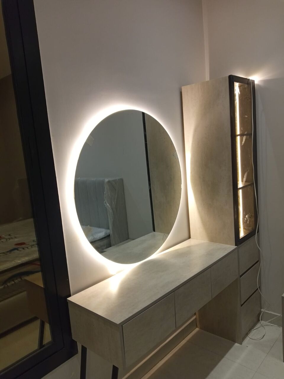 Jeddah, Furniture, SAR 1,  New Classic And Decent Dressing Table Available
