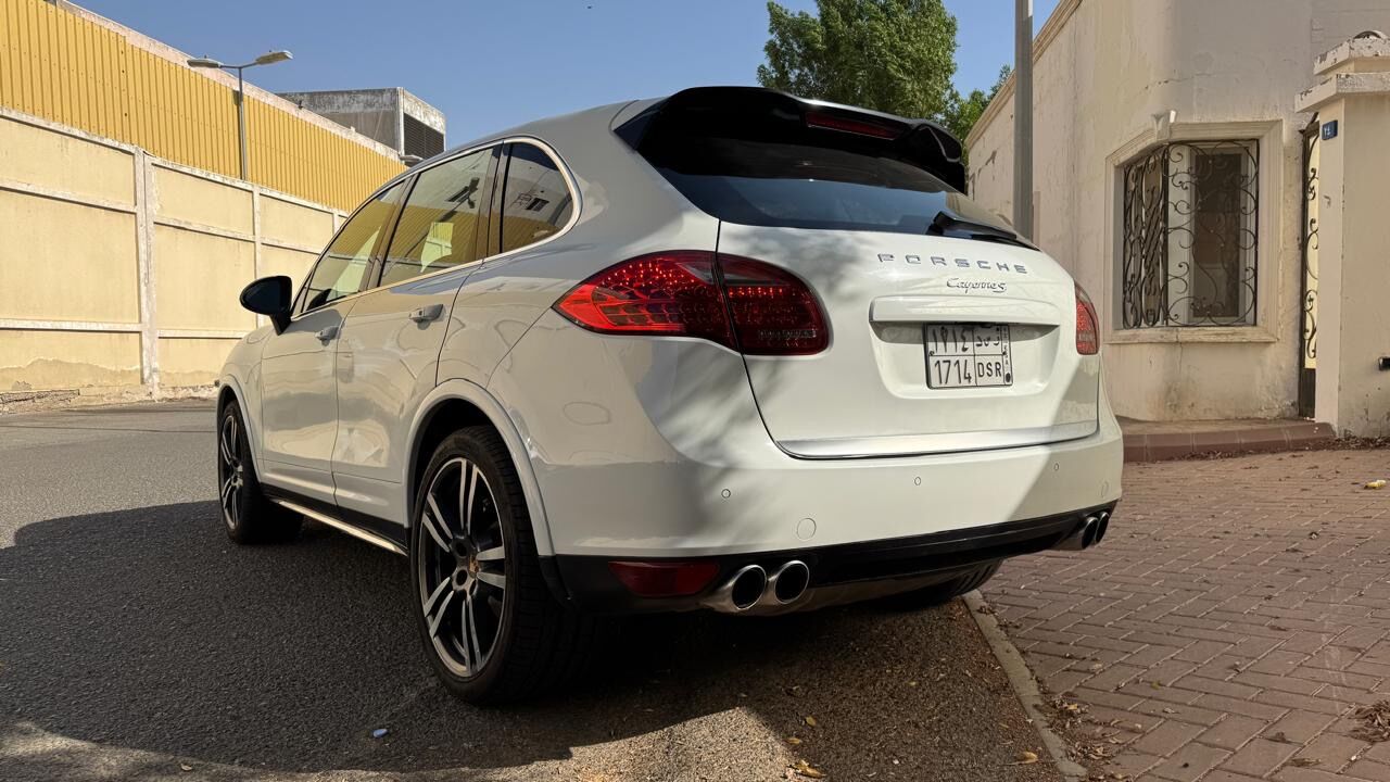 Jeddah, Vehicles, Cars & Trucks , SAR 65,  Porsche Cayenne S,  2013,  Automatic,  200000 KM,    4.8L V6 Engine Mileage: ~200,000 Km (averaging 15,000 Km Per Year)