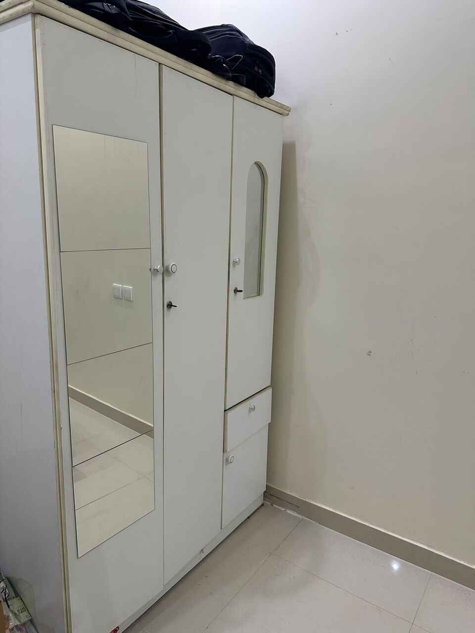 Dhahrat Laban, Appliances, SAR 700,  Furniture And Appliances