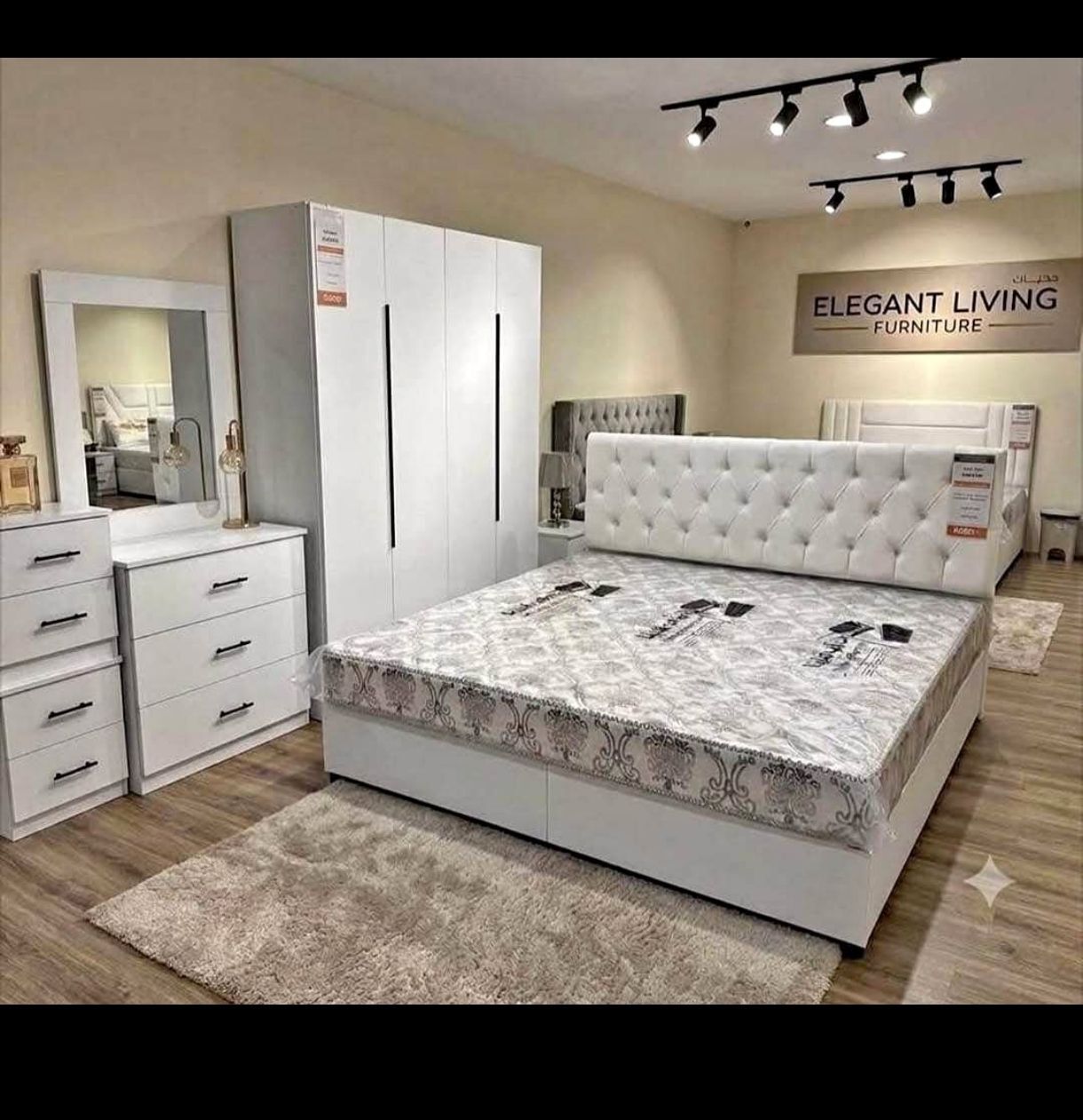 Jeddah, Furniture, SAR 1,  Complet Bedroom Set Available Brand New With Best Quality In All Colors Available