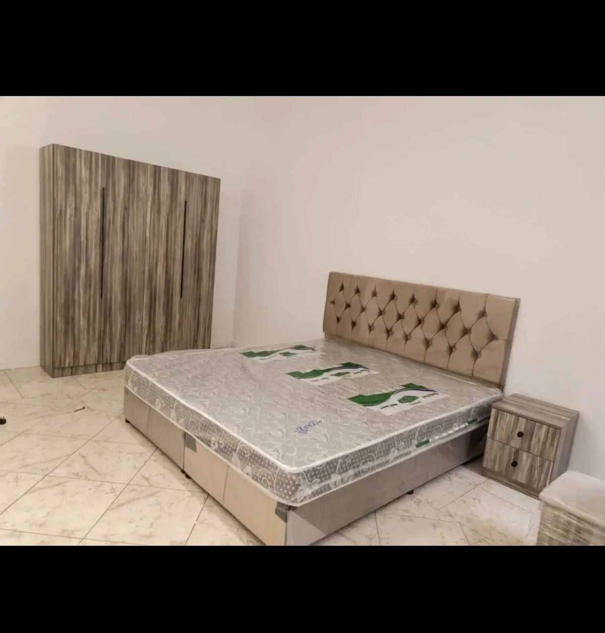 Jeddah, Furniture, SAR 1,  Complet Bedroom Set Available Brand New With Best Quality In All Colors Available