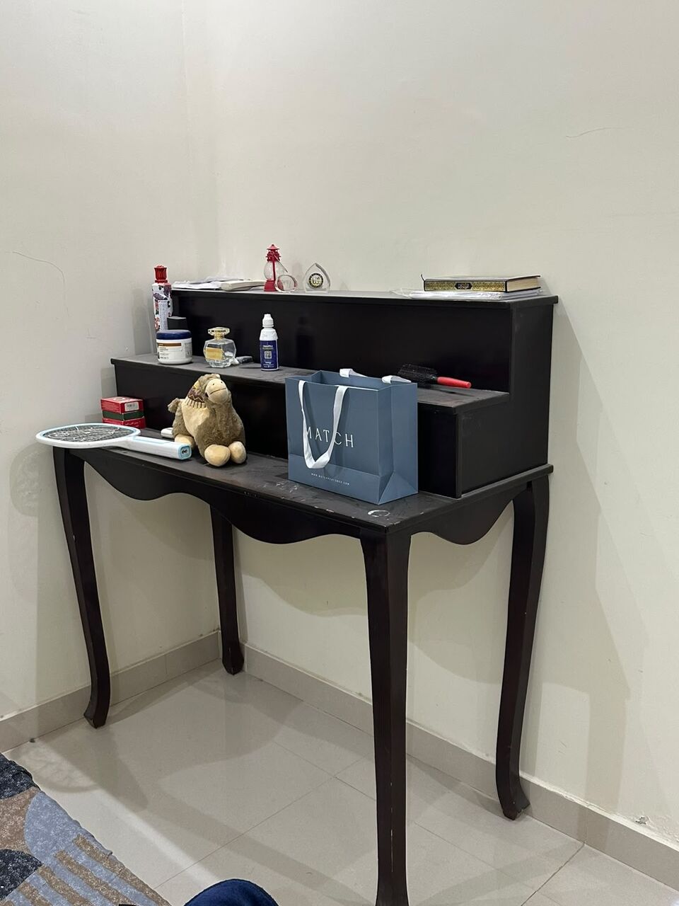 Dhahrat Laban, Household Items, SAR 100,  Table Sofa Stand