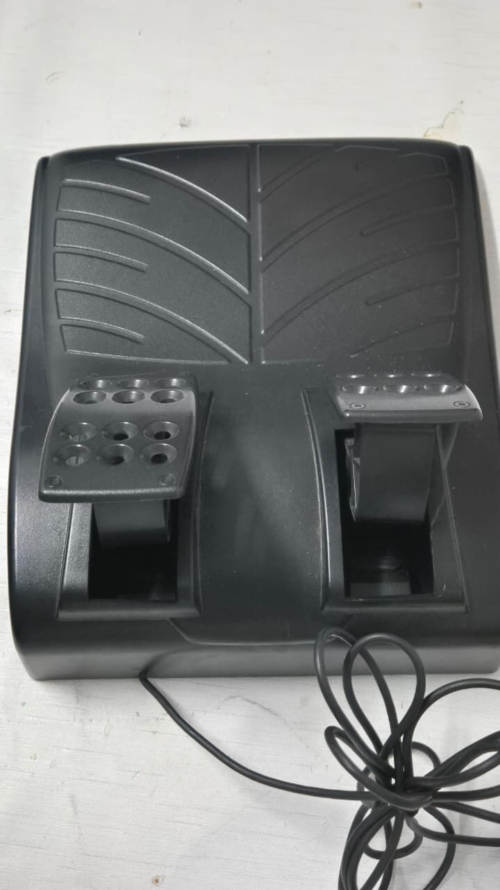 Jubail, Household Items, SAR 250,  URGENT: Logitech DFGT Racing Wheel 900° Force Feedback + Pedals