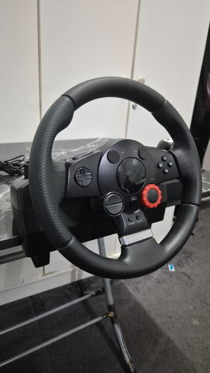 Jubail, Household Items, SAR 250,  URGENT: Logitech DFGT Racing Wheel 900° Force Feedback + Pedals