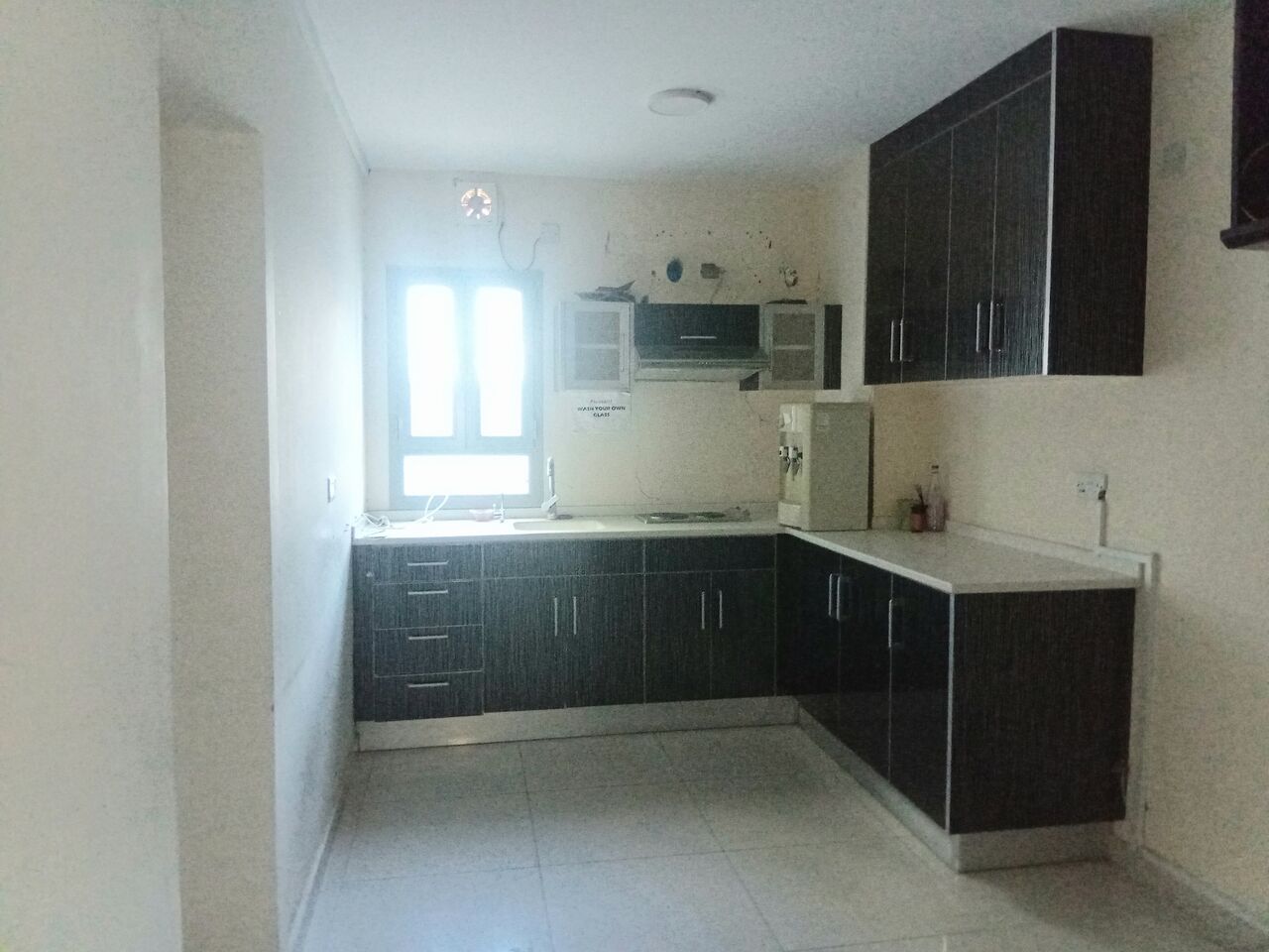 Al Seef, Offices, BHD 400,  93 Sq. Meter,  93 Sqm | Commercial Office | Prime Location | Seef | Parking | Security | Kitchen