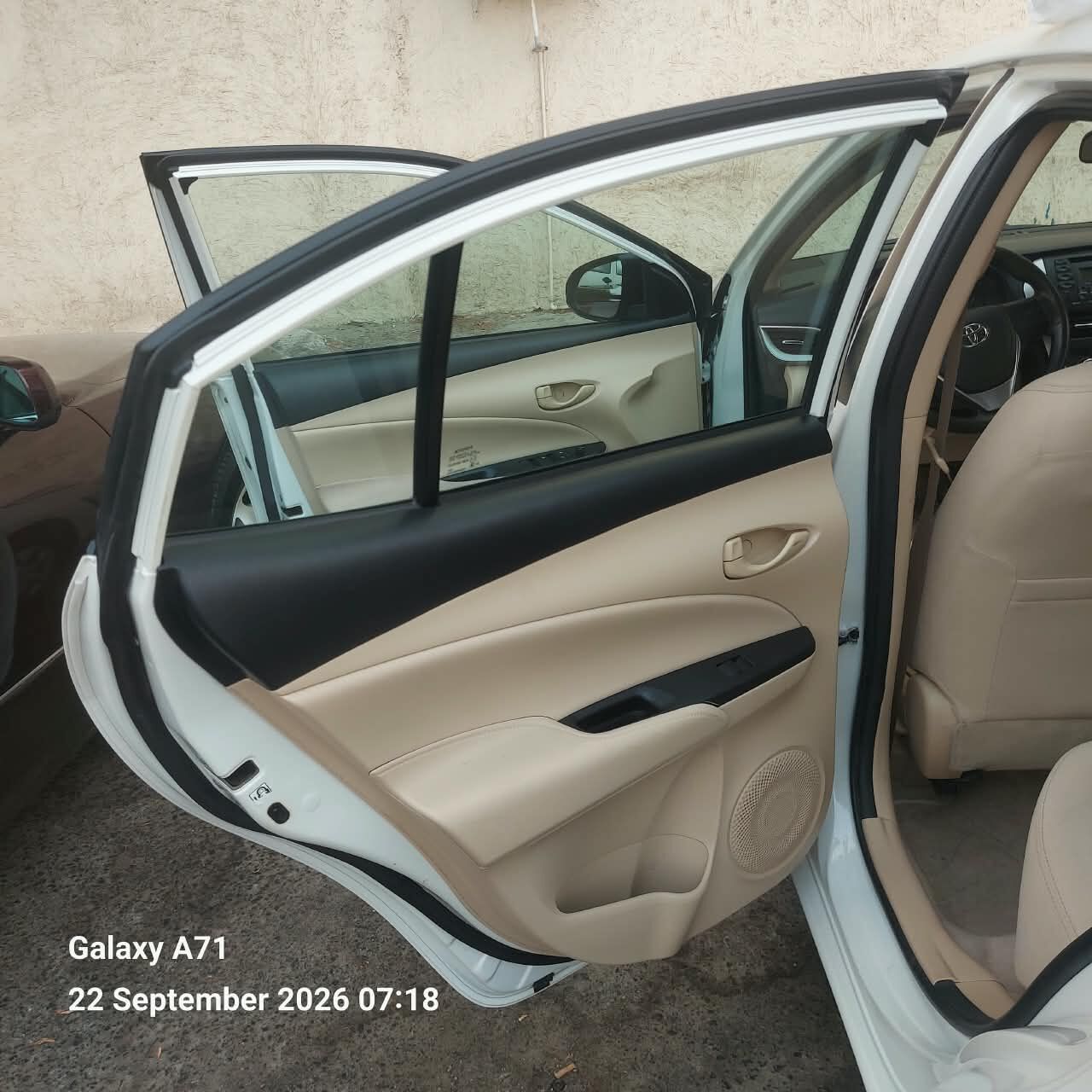 Riyadh, Vehicles, Cars & Trucks , SAR 35500,  Toyota Yaris,  2019,  Automatic,  131500 KM,   1.5 For Sales