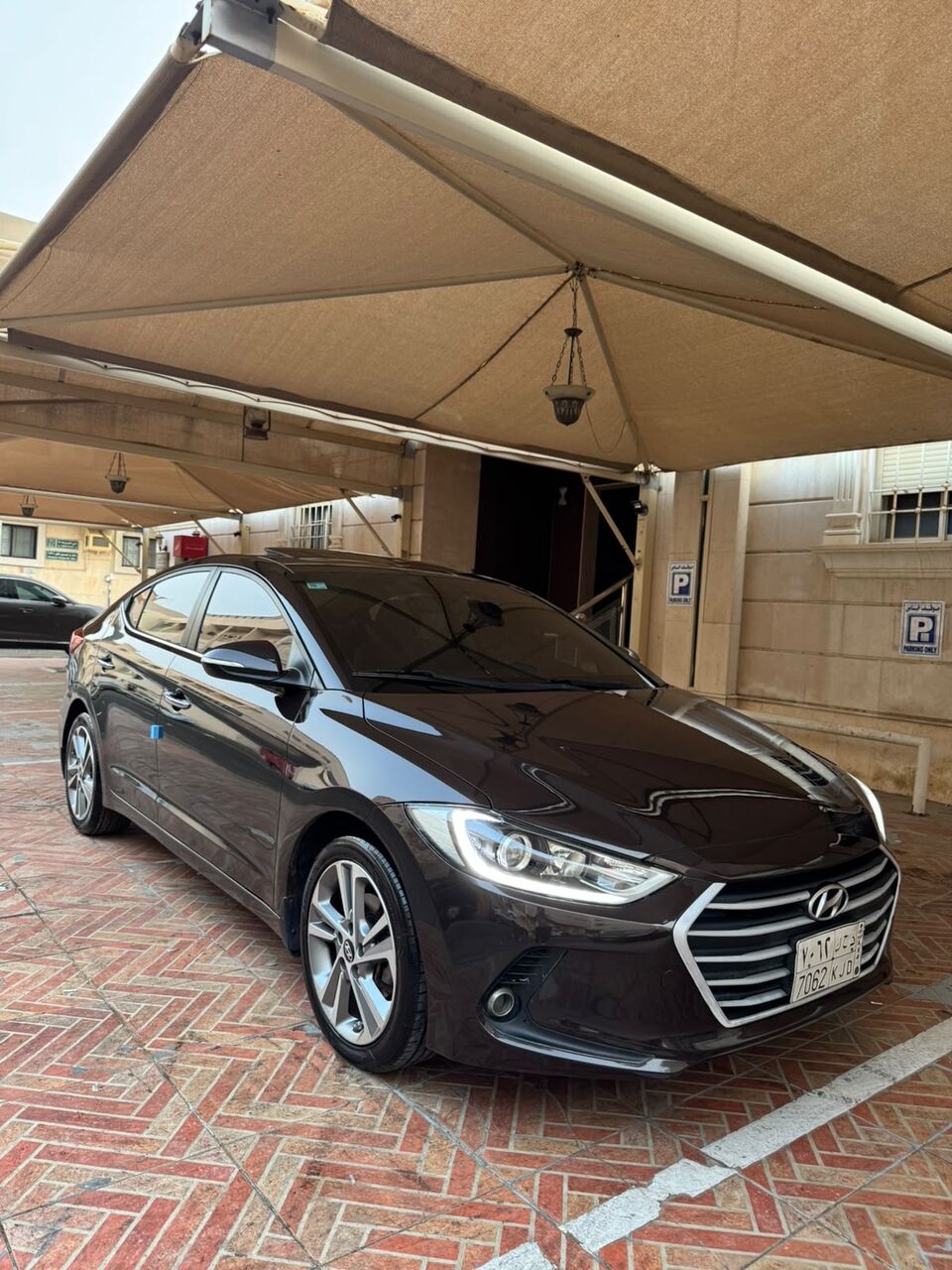 Jeddah, Vehicles, Cars & Trucks , SAR 30000,  Hyundai Elantra,  2017,  Automatic,  290 KM,    For Sale