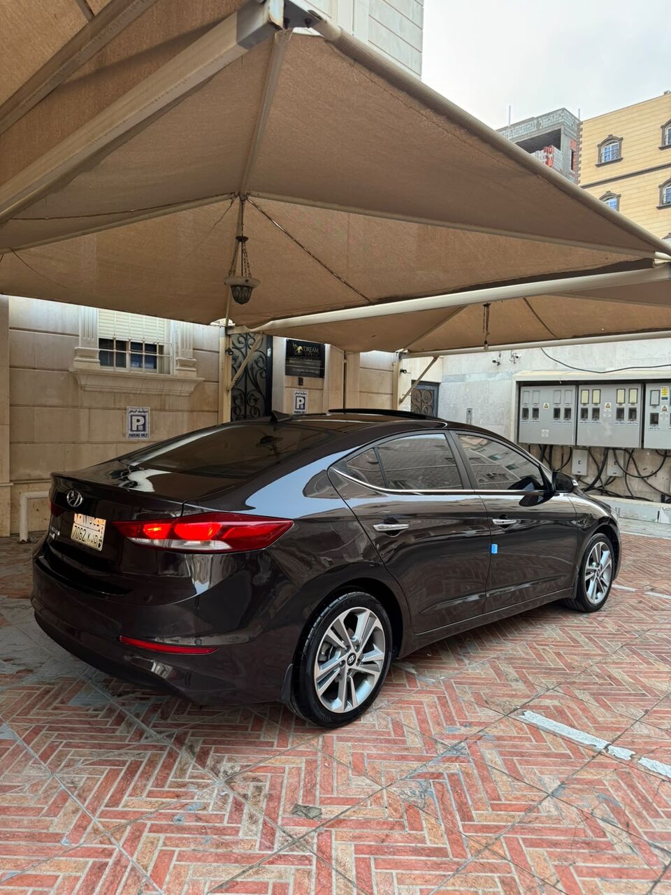 Jeddah, Vehicles, Cars & Trucks , SAR 30000,  Hyundai Elantra,  2017,  Automatic,  290 KM,    For Sale
