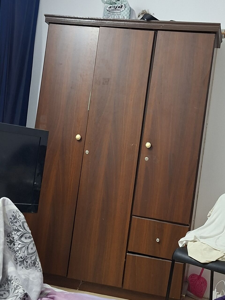 Jeddah, Furniture, SAR 600,  Double Bed + Cupboard + Showcase