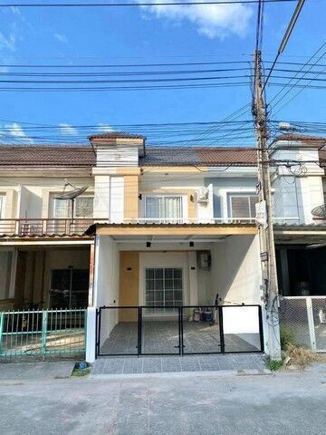 Bangkok, Real Estate For Sale, THB 2090000,  2 BR,  18 Sq. Feet,  ทาวน์โฮมมือสองศรีราชา มบ.โกลเด้นเ