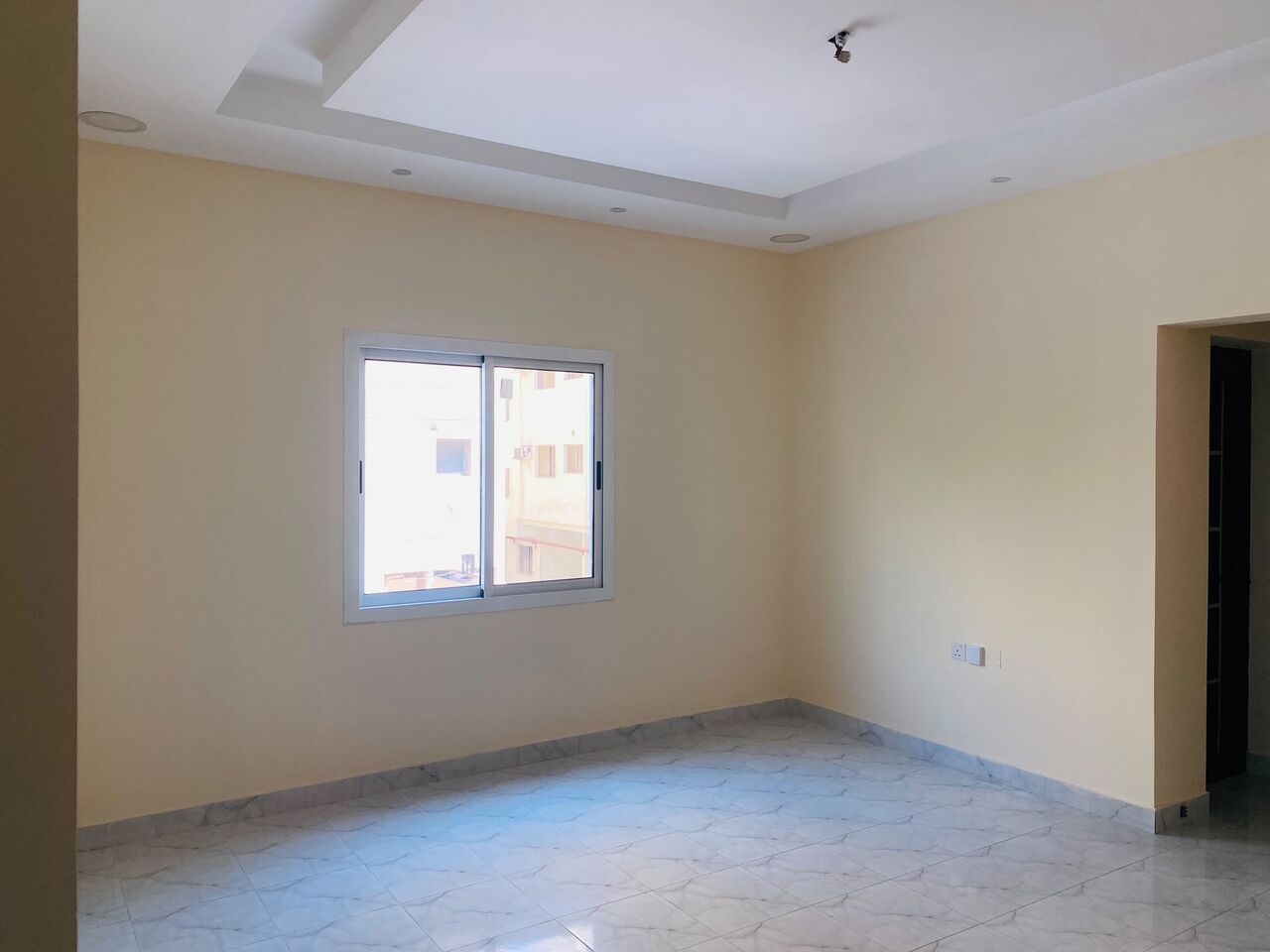 Hidd, Apartments, Flats, Houses & Villas, BHD 330/month,  3 BR,  Three Bedroom Flat For Rent With EWA|With Ac