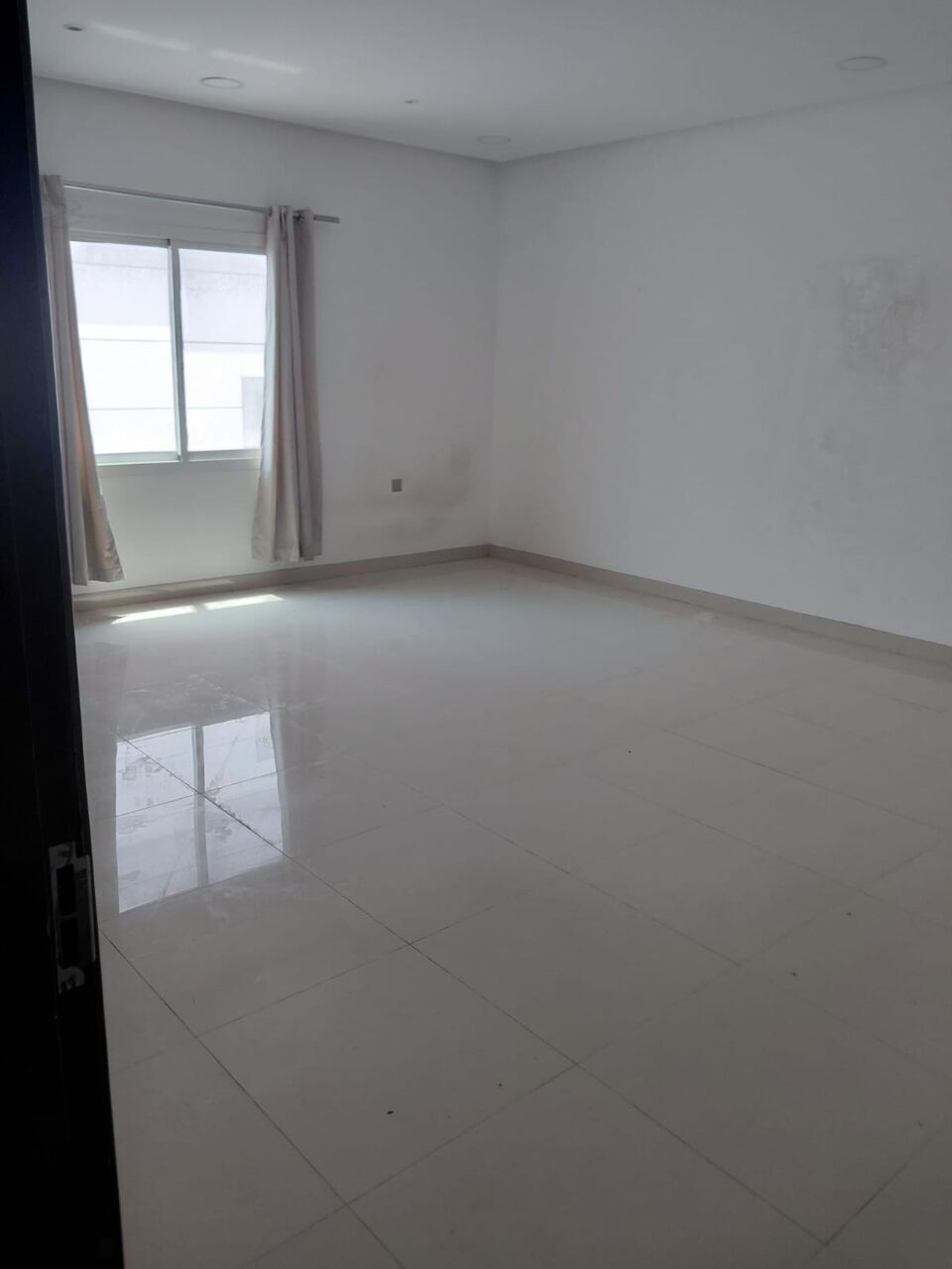 Hidd, Apartments, Flats, Houses & Villas, BHD 330/month,  3 BR,  Three Bedroom Flat For Rent With EWA|With Ac