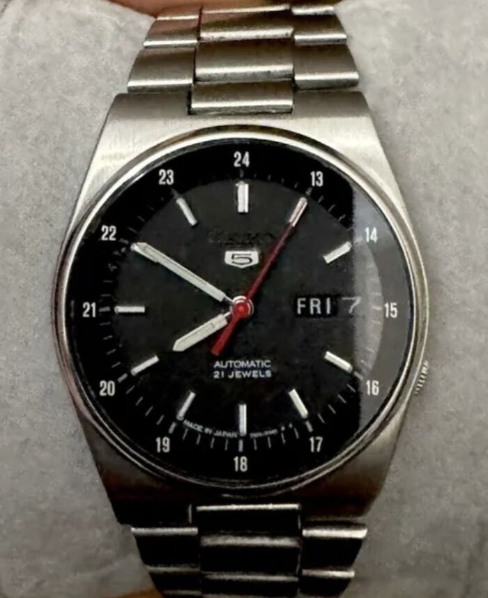 West Riffa, Watches, BHD 37,  Seiko 5 Made In Japan Orginal  Watch