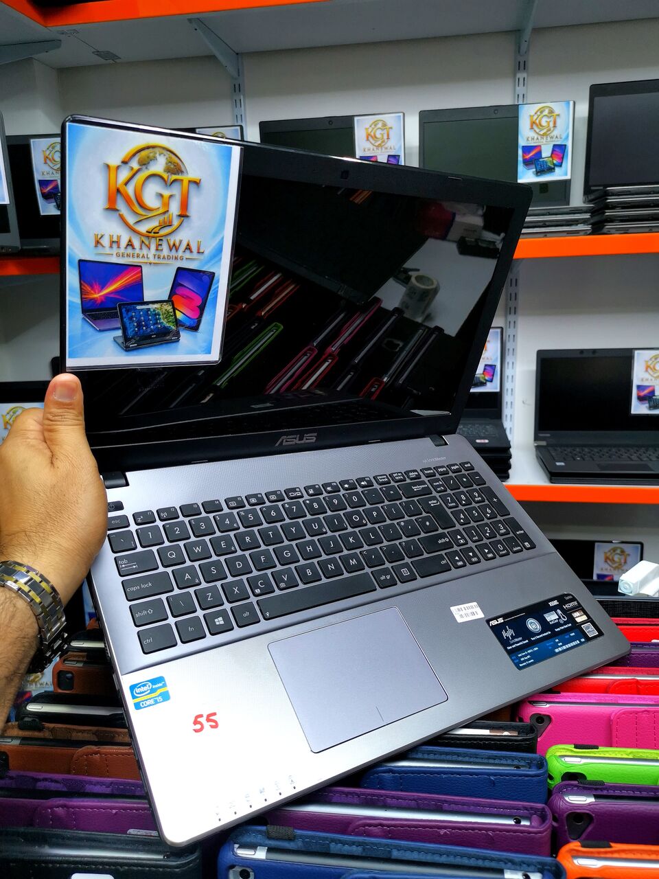 Manama, Computers, BHD 55,  Asus Slim I5 Business Laptop 55bd