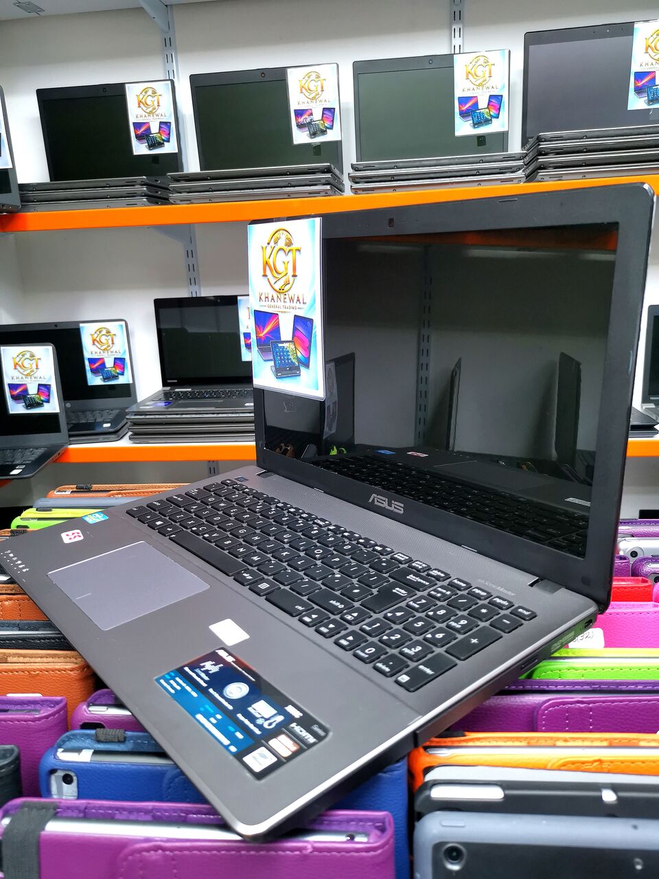 Manama, Computers, BHD 55,  Asus Slim I5 Business Laptop 55bd