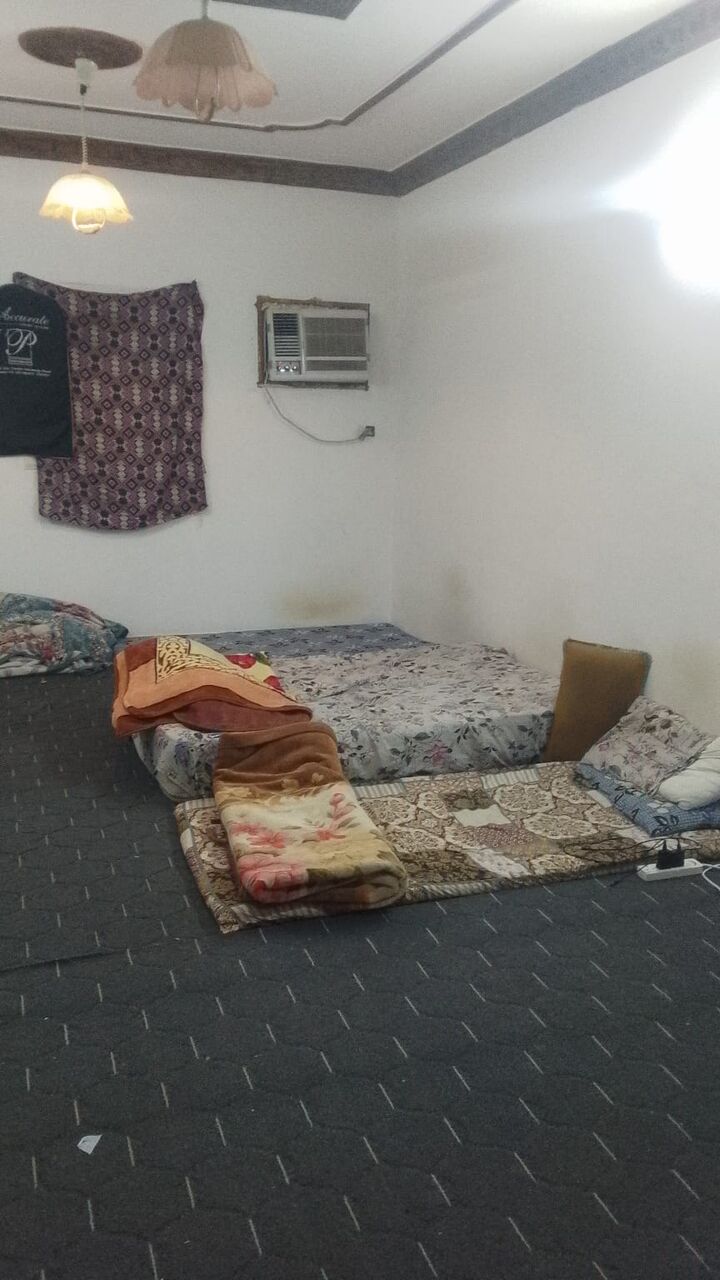 Riyadh, Bedspace For Rent, SAR 750/month,  2 Sq. Meter,  Bed Space Available (Askan 2) Old Al-Kharj Road. 750 SAR Month