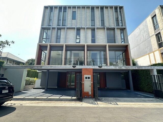 Bangkok, Real Estate For Sale, THB 9690000,  3 BR,  37 Sq. Feet,  ขายทาวน์โฮมหรู เทพา รามคำแหง 118  Dhepa Ramkhamhaeng 118