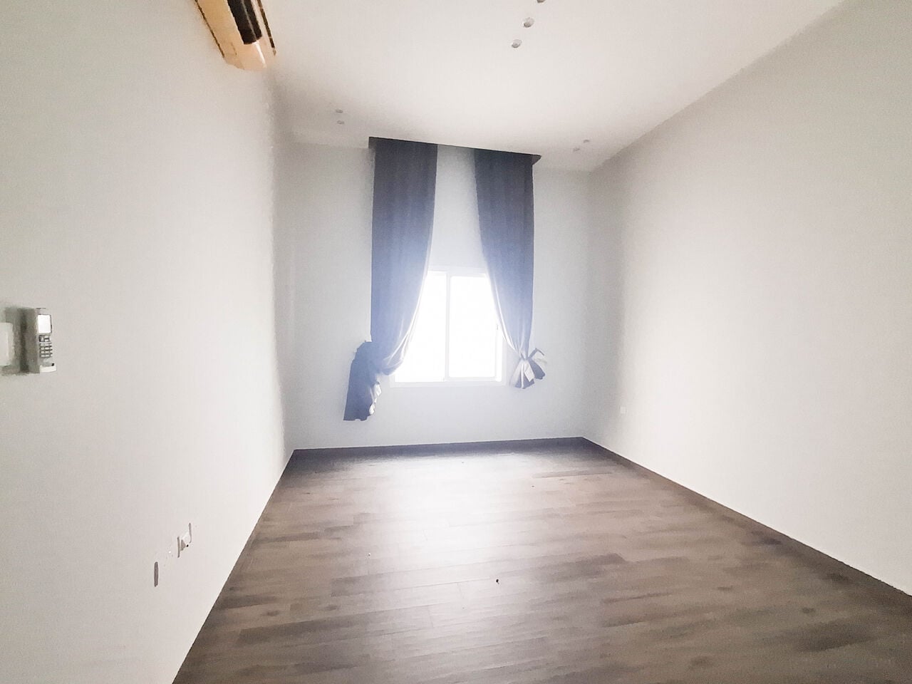 Tubli, Apartments, Flats, Houses & Villas, BHD 385/month,  3 BR,  Semi Furnished Apartment For Rent In Tubli Area.