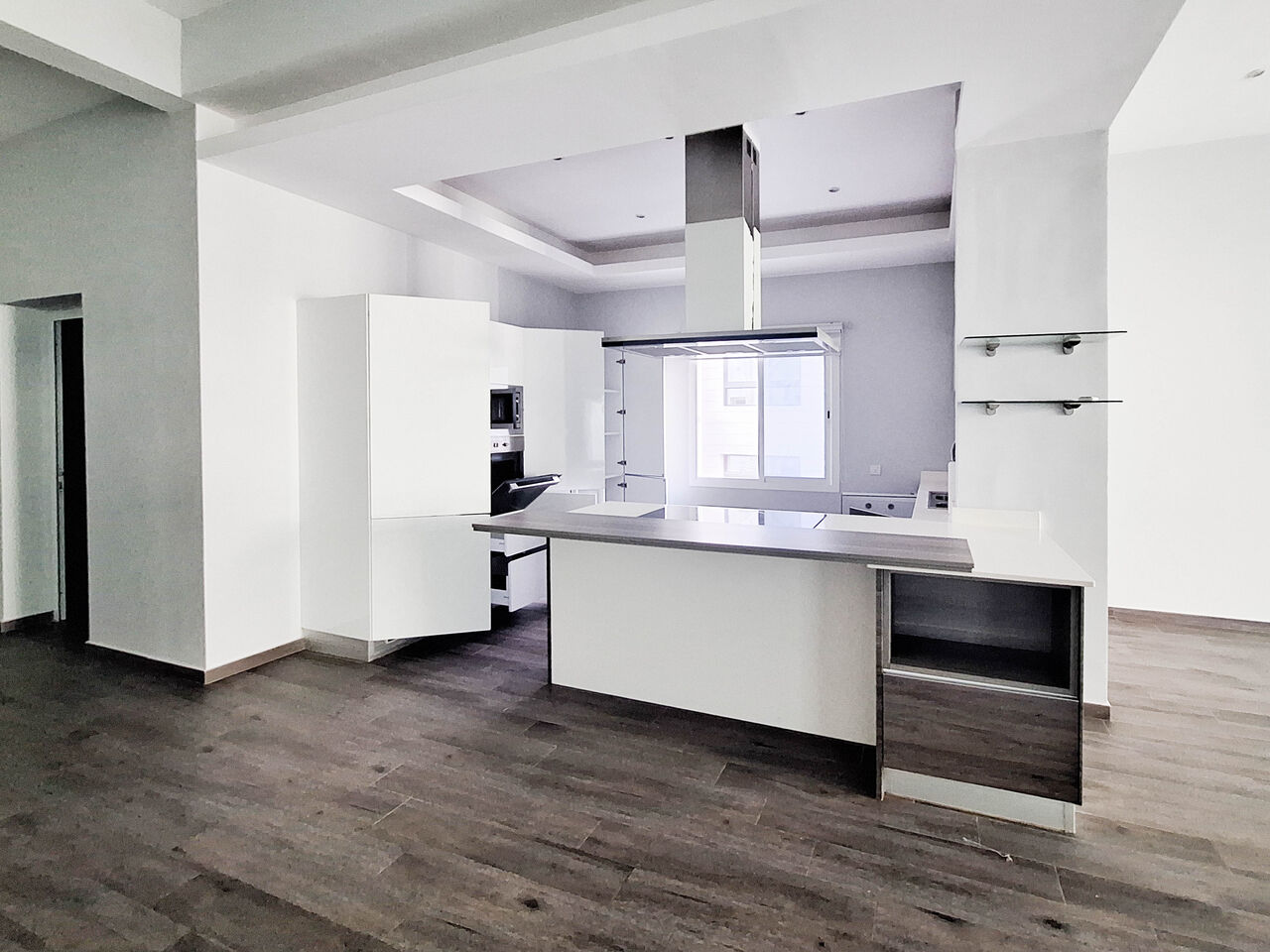 Tubli, Apartments, Flats, Houses & Villas, BHD 385/month,  3 BR,  Semi Furnished Apartment For Rent In Tubli Area.