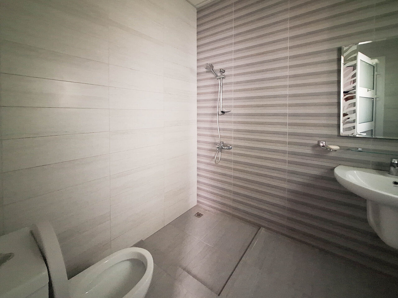 Tubli, Apartments, Flats, Houses & Villas, BHD 385/month,  3 BR,  Semi Furnished Apartment For Rent In Tubli Area.