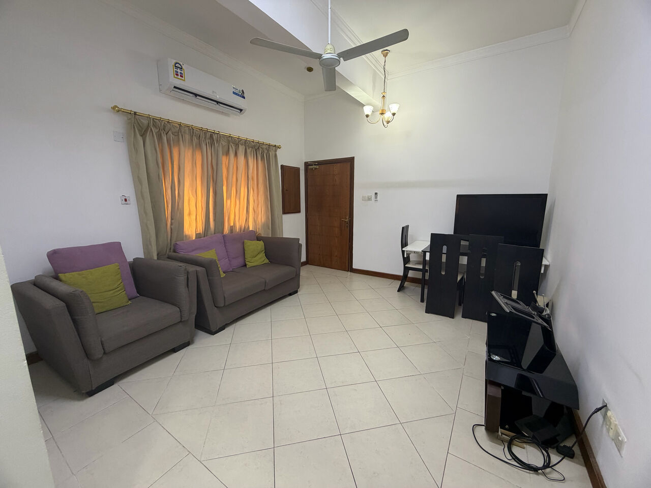 Adliya, Apartments, Flats, Houses & Villas, BHD 300/month,  2 BR,  2 Bedroom Fully Furnished Flat For Rent With Ewa
