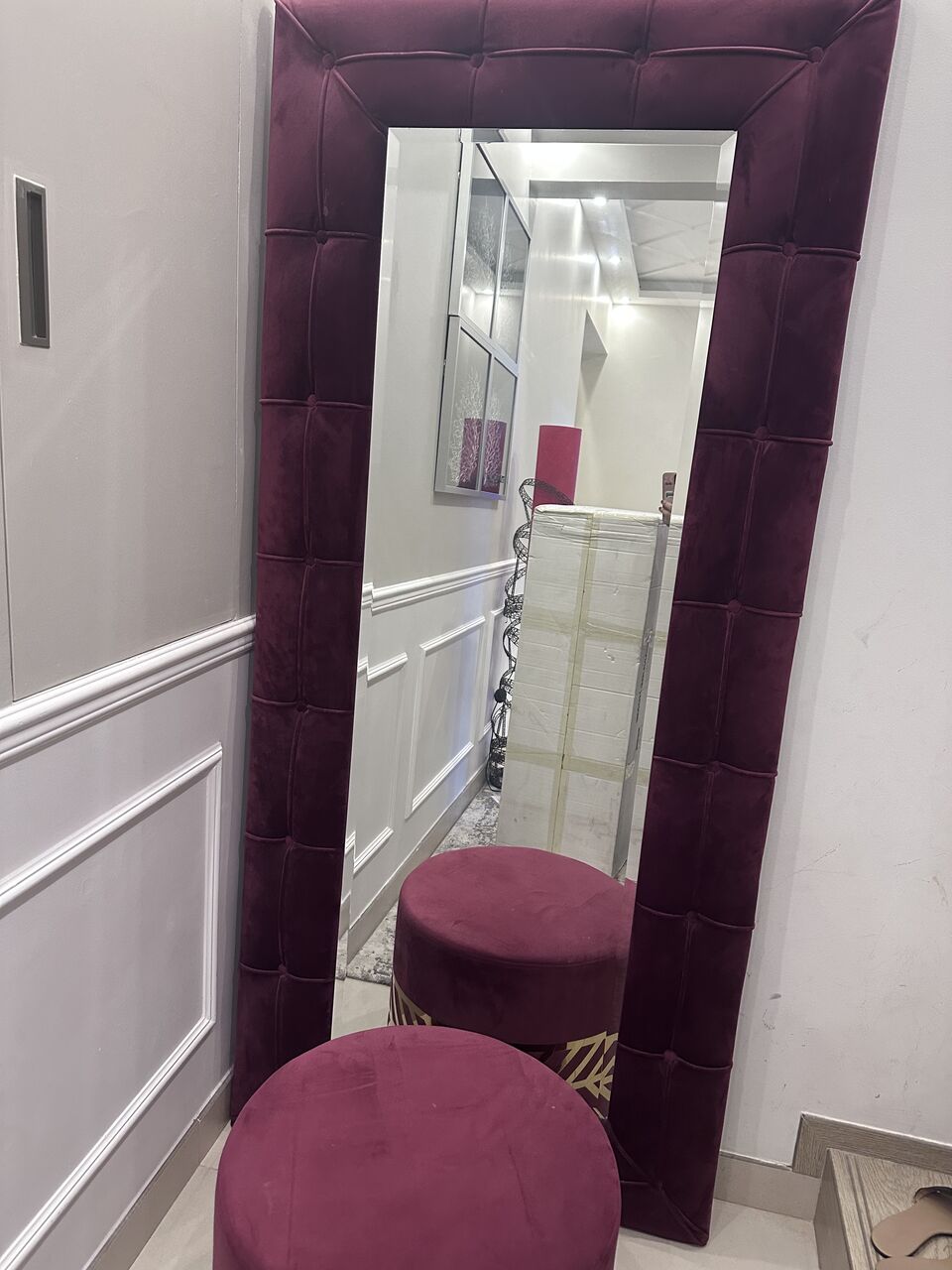 Muharraq, Furniture, For Sale Console Table With Mirror And Mirror With Ottoman.