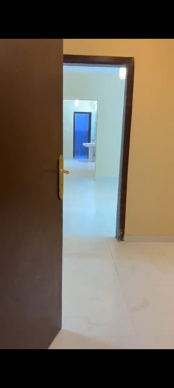 Al Naseem, Apartments, Flats, Houses & Villas, SAR 33000/year,  3 BR,  Family Apartment 2nd Floor With Open Taris Large House With 3 Beadrooms 2 Bath