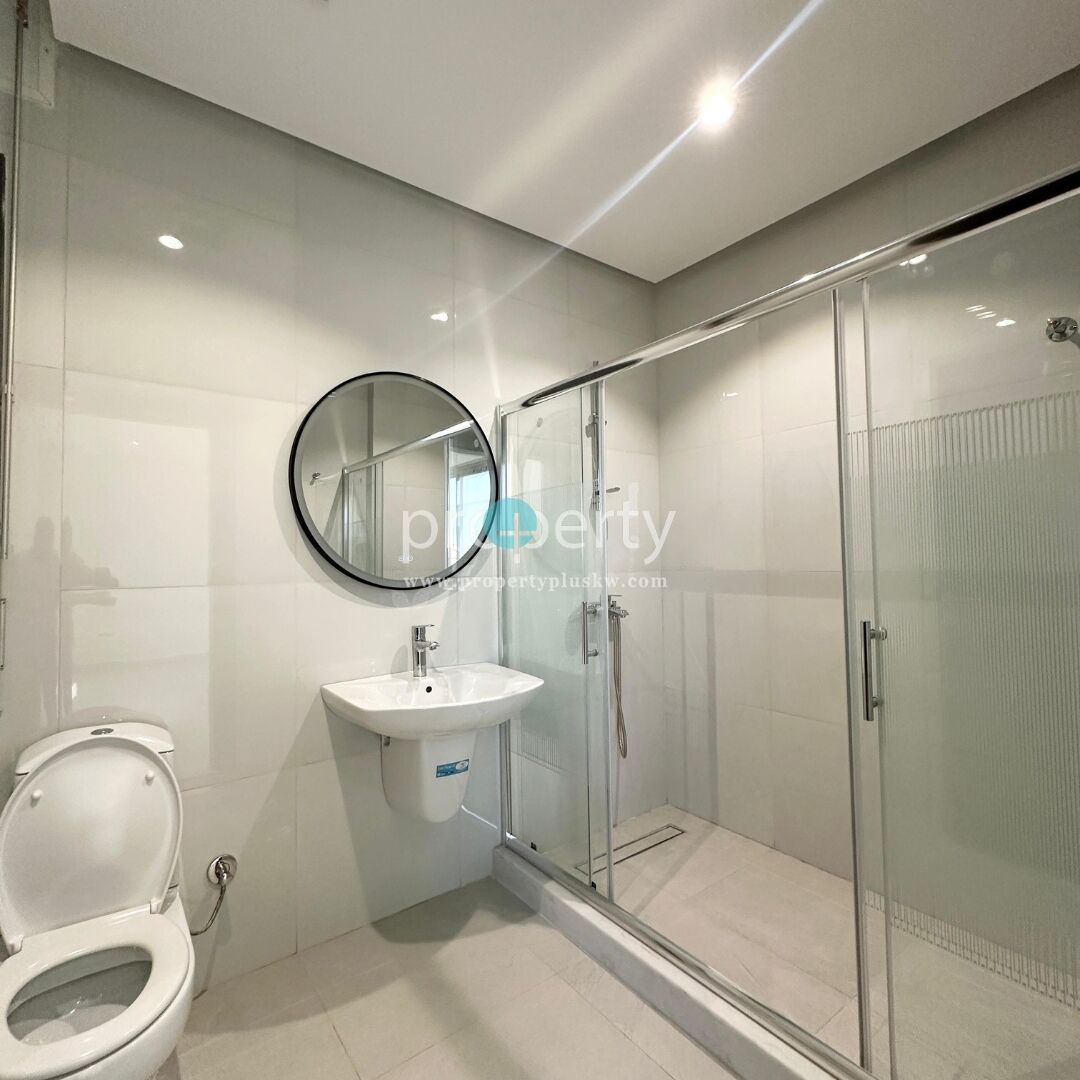 Mishref, Apartments, Flats, Houses & Villas, KWD 950/month,  4 BR,  Spacious 4 Master Bedroom Floor For Rent In West Mishref