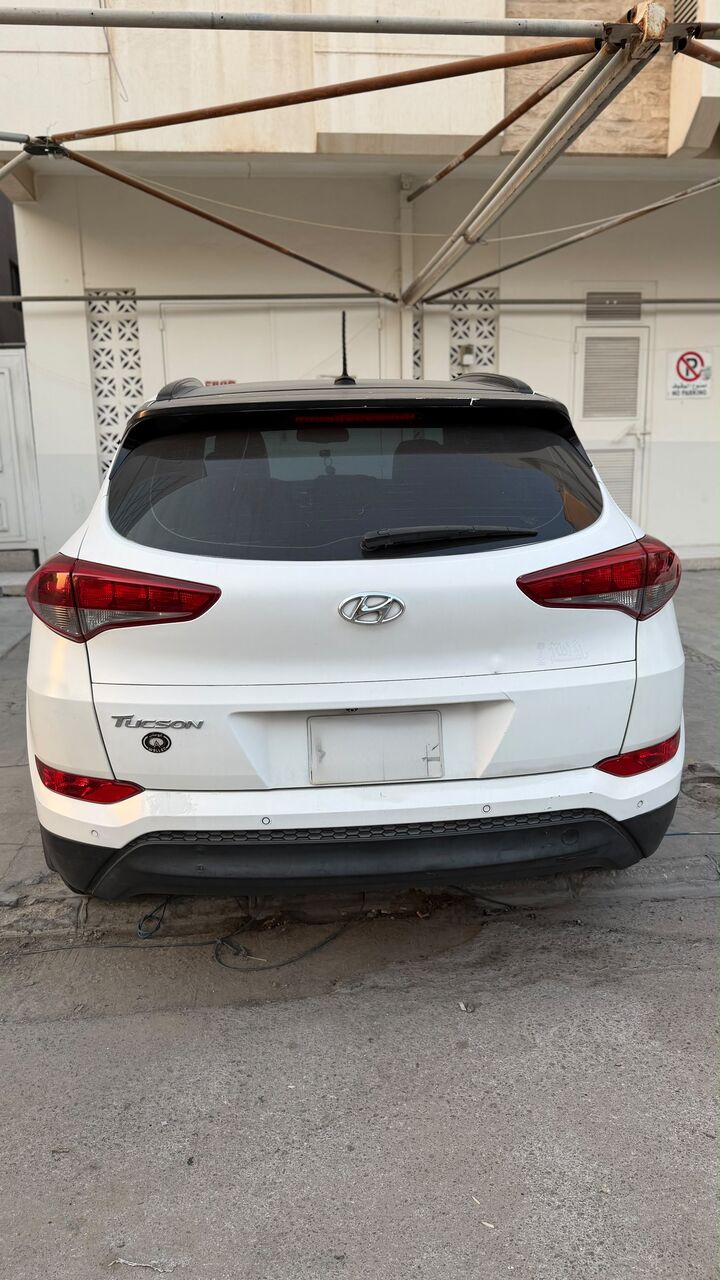 Riyadh, Vehicles, Cars & Trucks , SAR 37000,  Hyundai Tucson 2017,  2017,  Automatic,  276000 KM,   For Sale -37,000 SR