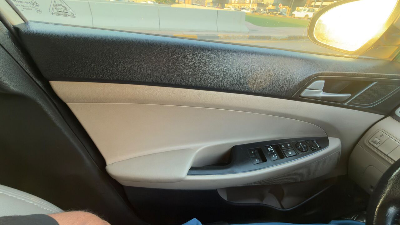 Riyadh, Vehicles, Cars & Trucks , SAR 37000,  Hyundai Tucson 2017,  2017,  Automatic,  276000 KM,   For Sale -37,000 SR