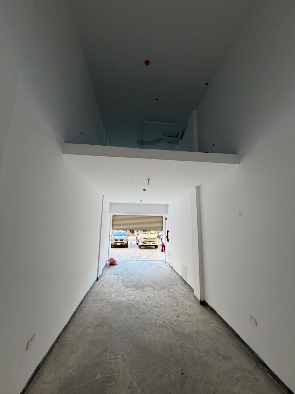 Umm Al Hassam, Shops, BHD 350,  50 Sq. Meter,  IG SIZE SHOP FOR RENT IN UM AL HASSAM | MEZZANINE FLOOR