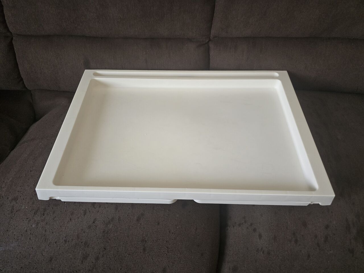 Al Malaz, Furniture, SAR 20,  Foldable Table/tray For Laptop And Other Uses