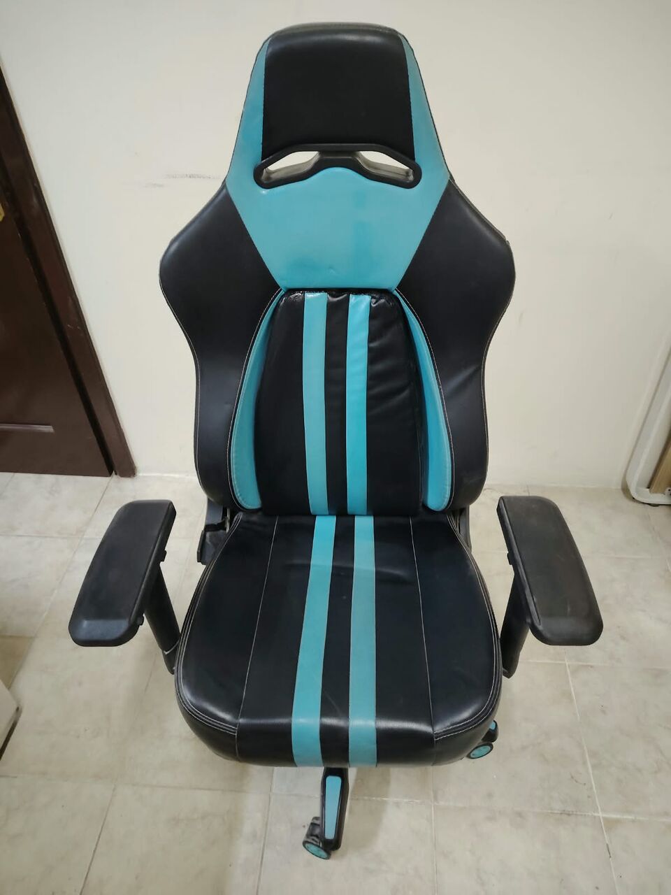 Manama, Computers, BHD 30,  Used Gaming Seats For Sale