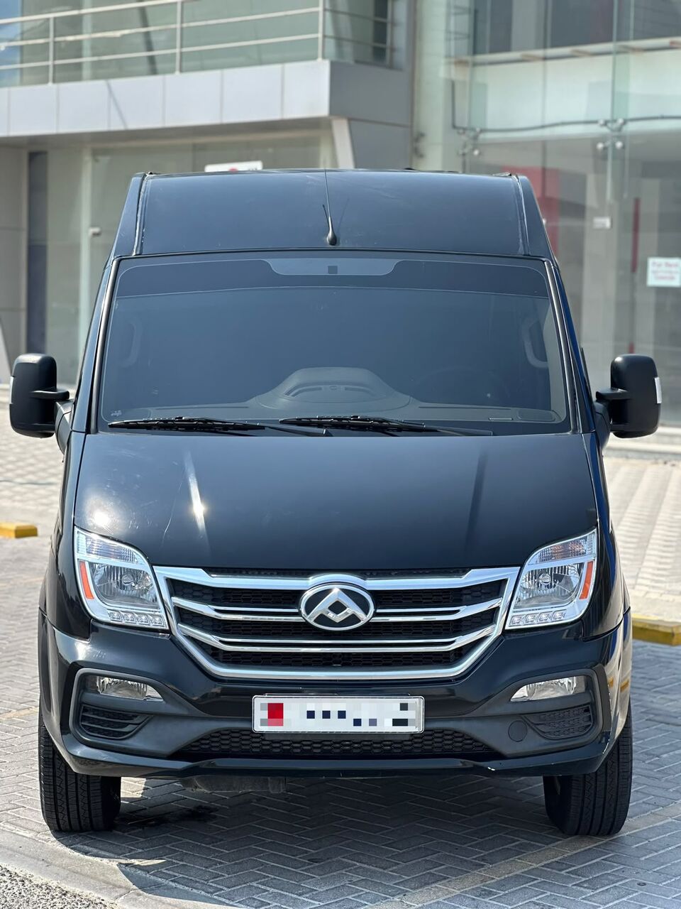 Riffa, Vehicles, Cars & Trucks , BHD 4500,  MAXUS V80 2021 BLACK,  2021,  Automatic,  13000 KM,