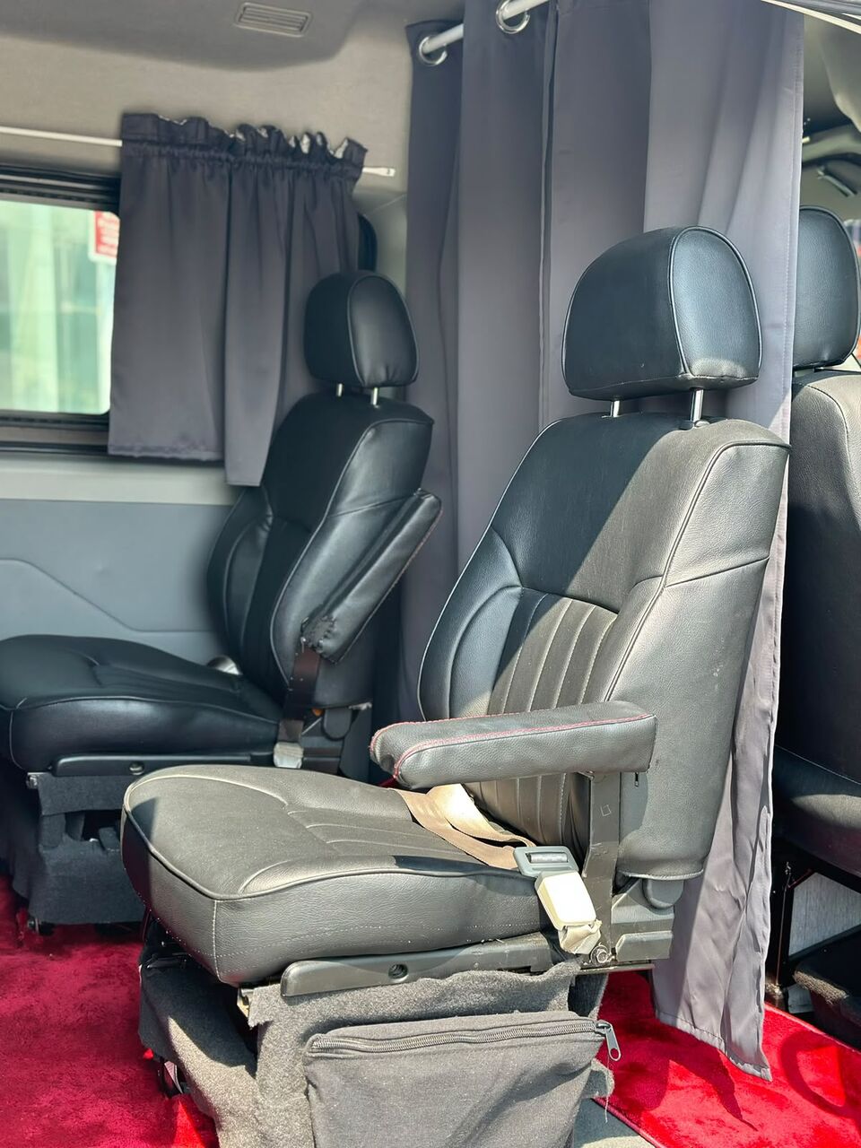 Riffa, Vehicles, Cars & Trucks , BHD 4500,  MAXUS V80 2021 BLACK,  2021,  Automatic,  13000 KM,