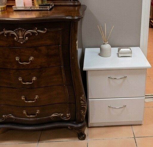 Riyadh, Household Items, SAR 20,  House Hold Items For Sale (4 Door Wardrobe,90 Litre Bucket,Side Table,Study Table,Baby Bed