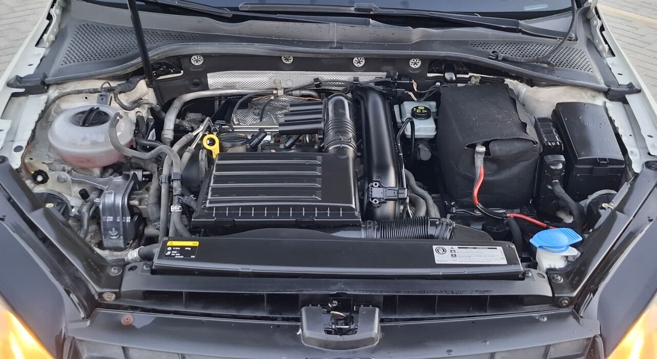 Manama, Vehicles, Cars & Trucks , BHD 2600,  VW GOLF,  2016,  Automatic,  147000 KM,  NICE   FOR SALE