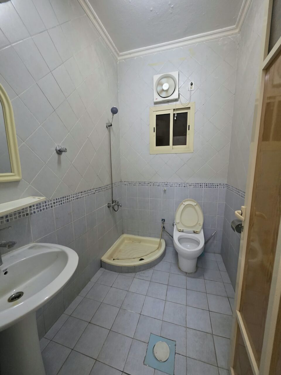 Khobar, Apartments, Flats, Houses & Villas, SAR 15000/year,  2 BR,  2 Bedrooms, A Living Room 1 Bathrooms, A Kitchen