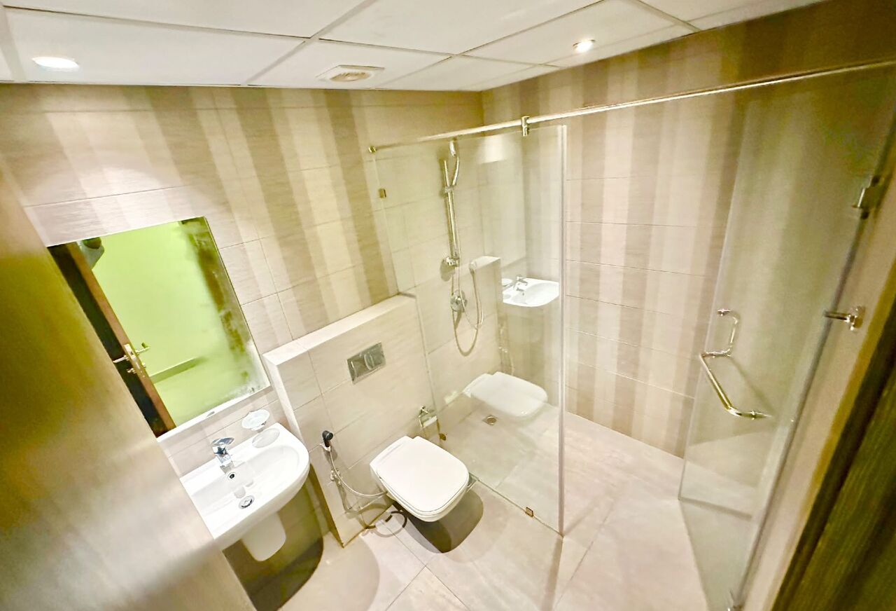 Manama, Apartments, Flats, Houses & Villas, BHD 350/month,  1 BR,  SPECIOUS| INCLUSIVE| MAINTENANCE| OPEN KITCHEN