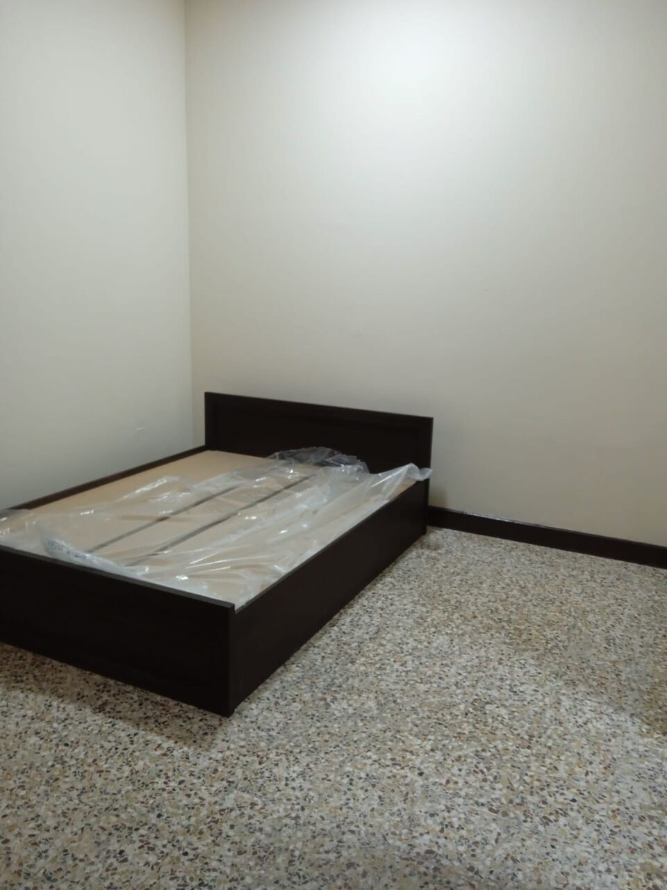 Juffair, Apartments, Flats, Houses & Villas, BHD 200/month,  Furnished,  1 BR,  Studio & 1-Bedroom Apartments Available In Juffair