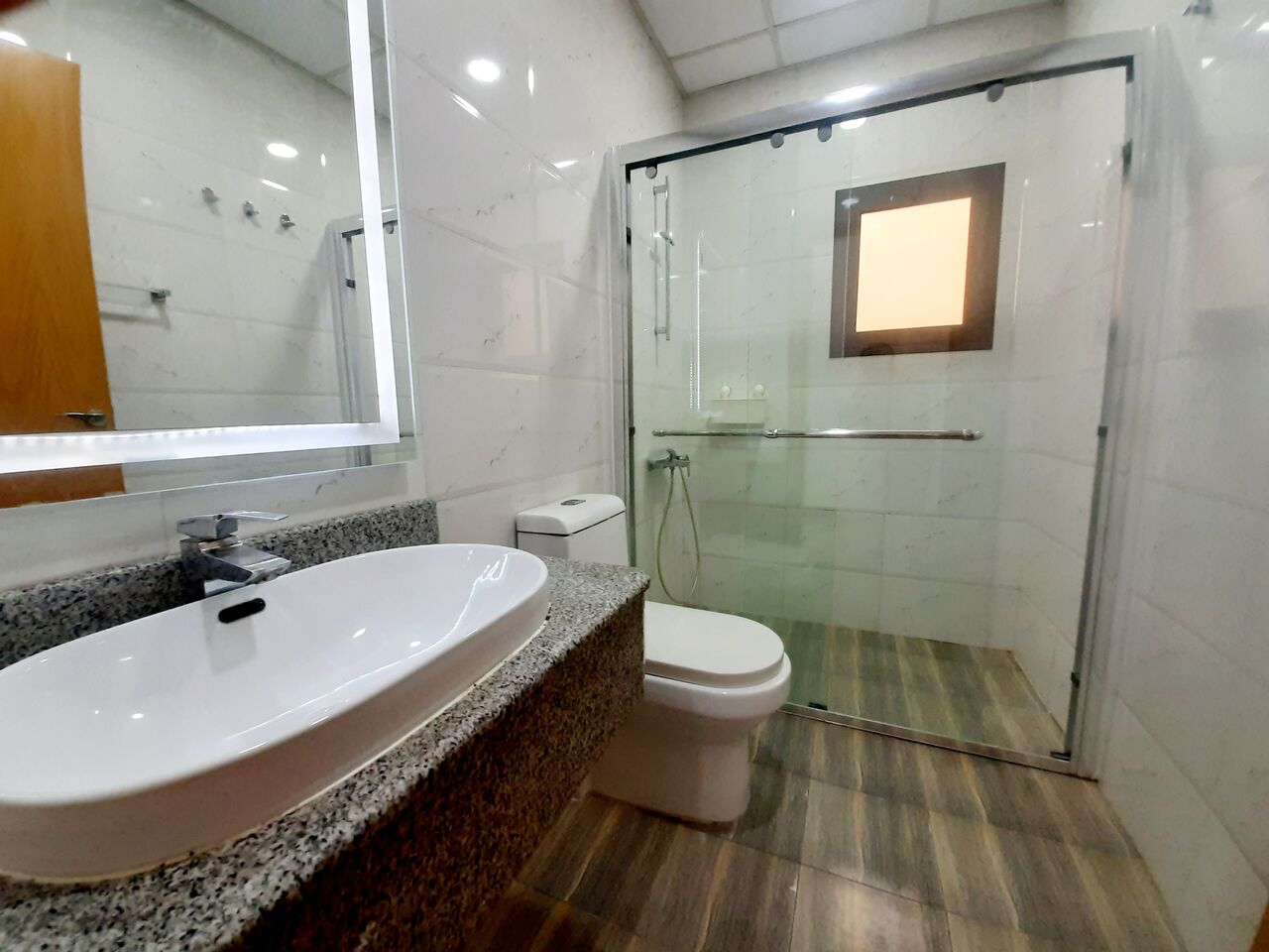Manama, Apartments, Flats, Houses & Villas, BHD 370/month,  Furnished,  2 BR,  65 Sq. Meter,  For Rent 2BR Apartment In Amwaj