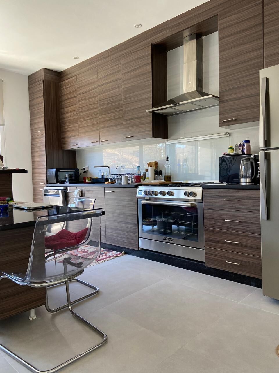 Abdoun, Apts/Flats Wanted, JOD 12000/year,  2 BR,  Beautiful And Easy-on-the-Eye Apartment In Abdoun 🏡✨