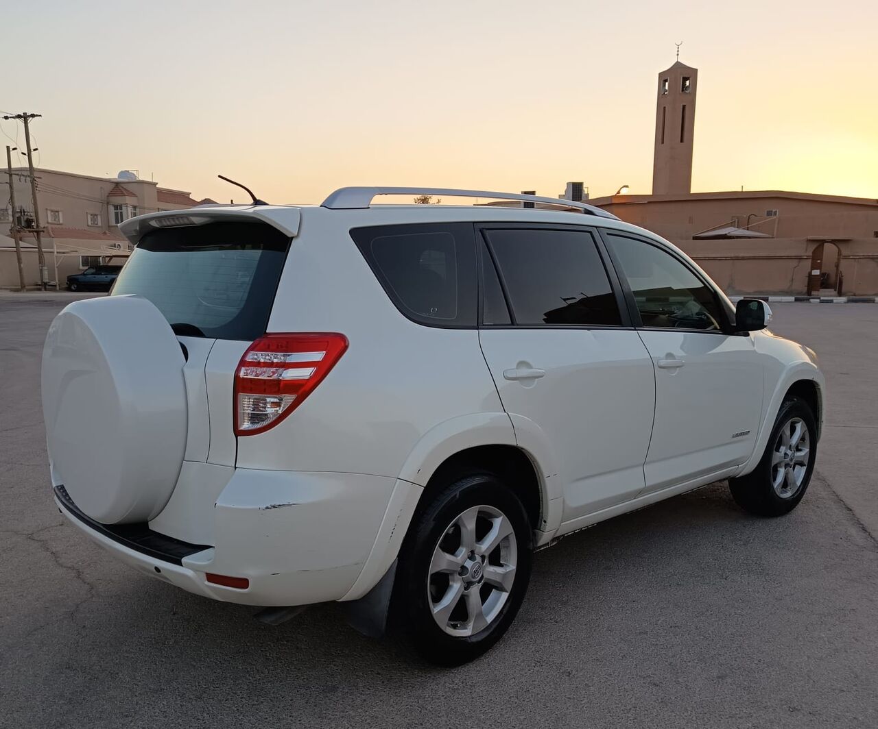 Al Sharafeyah, Vehicles, Cars & Trucks , SAR 38000,  Toyota RAV4,  2012,  Automatic,  265500 KM,   -  - For Sale