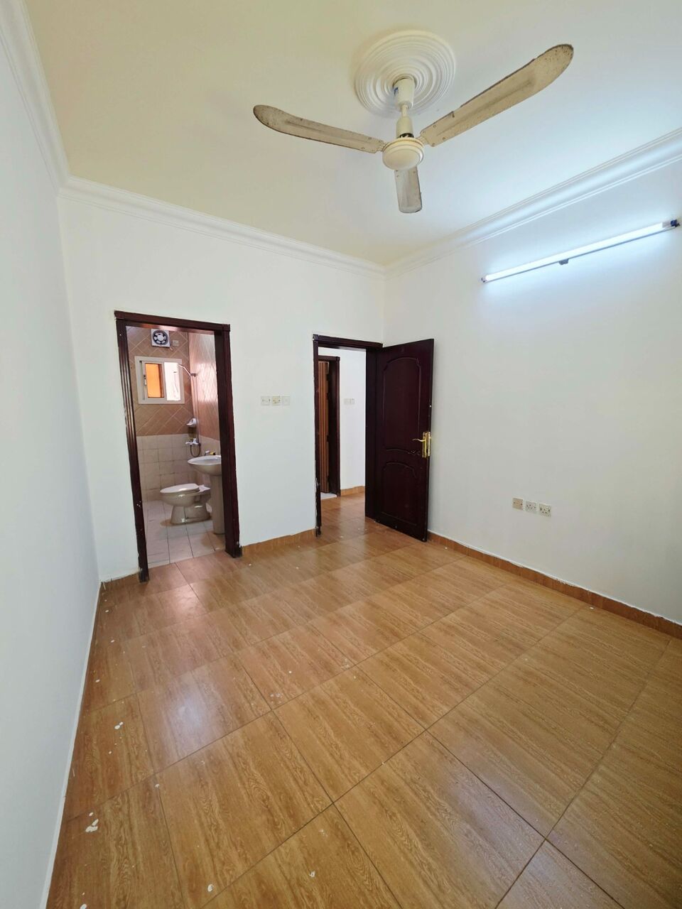 Gudaibiya, Apartments, Flats, Houses & Villas, BHD 200/month,  2 BR,  Semi Furnished 2 Bedroom Flat For Rent In Gudaibiya ( Including Electricity)