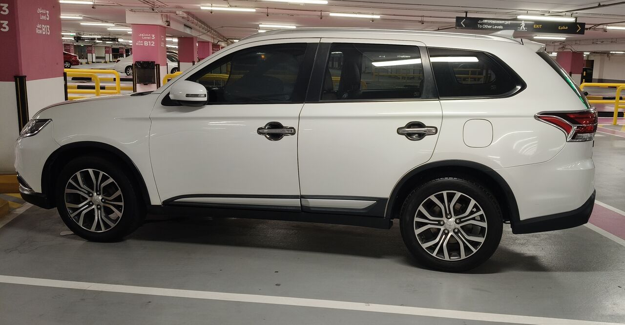 East Riffa, Vehicles, Cars & Trucks , BHD 4300,  Outlander 2018 GLX Mid-Option,  2018,  Automatic,  114000 KM,  Excellent Condition Outlander  Mid Option With Modifications