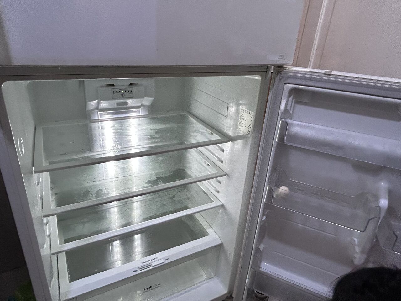 Riyadh, Appliances, SAR 900,  Refrigerator LG Full Size 16.4