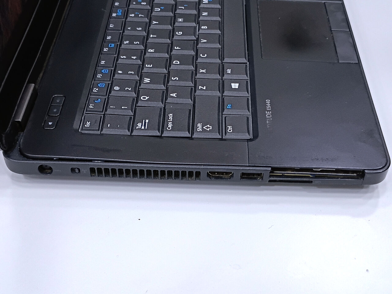 Riffa, Computers, BHD 55,  DELL Laptop Core I5 8GB/180GB SSD 14&rsquo;&rsquo; HD Display With Special Gift 55 BD Only