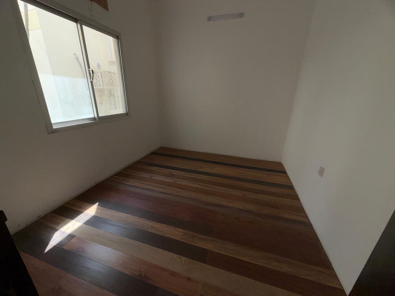 Adliya, Apartments, Flats, Houses & Villas, BHD 220/month,  3 BR,  *ADLIYA* - 220 BD/Month | Unfurnished | Without EWA | Contact 35494057