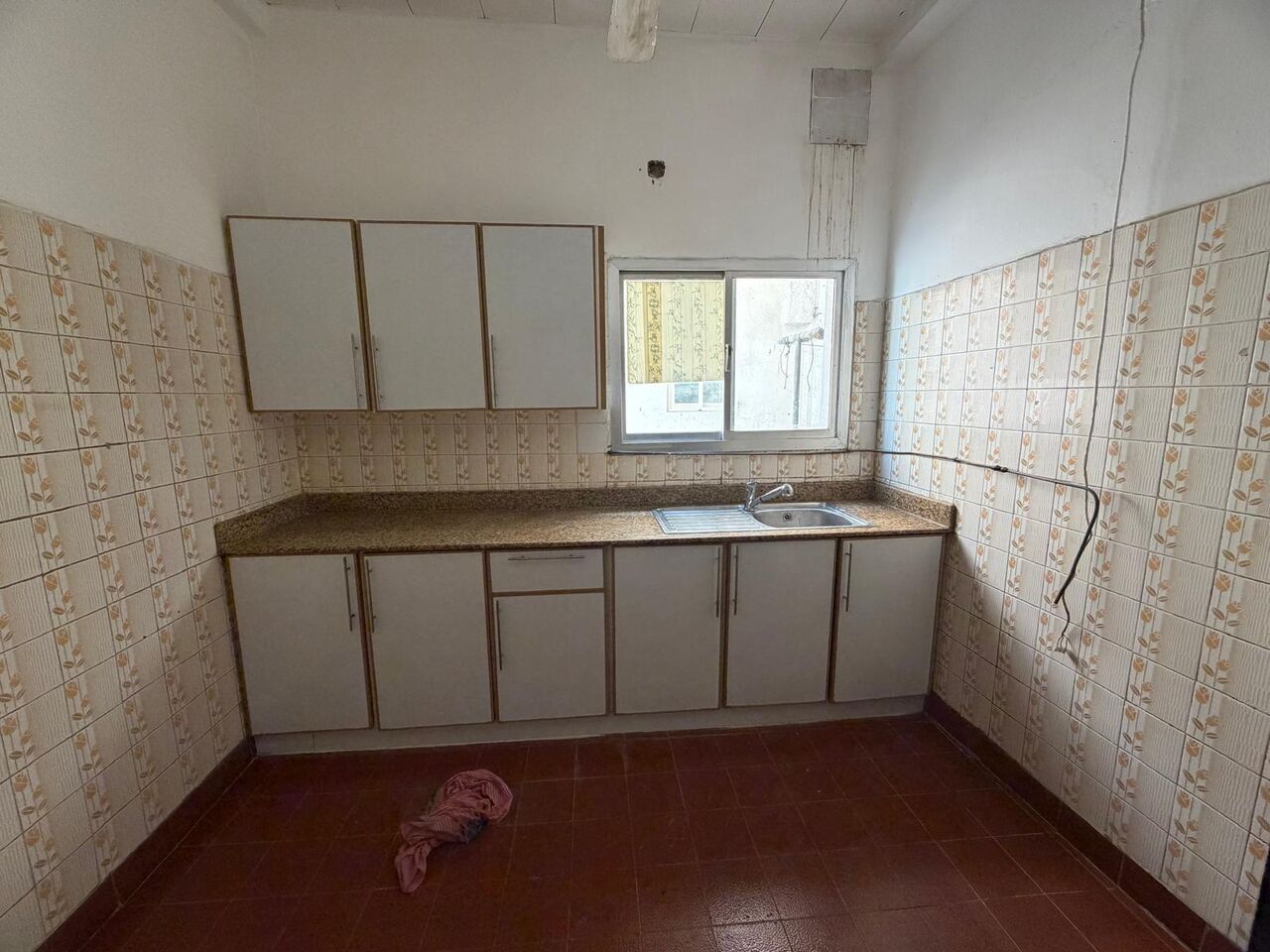 Adliya, Apartments, Flats, Houses & Villas, BHD 220/month,  3 BR,  *ADLIYA* - 220 BD/Month | Unfurnished | Without EWA | Contact 35494057