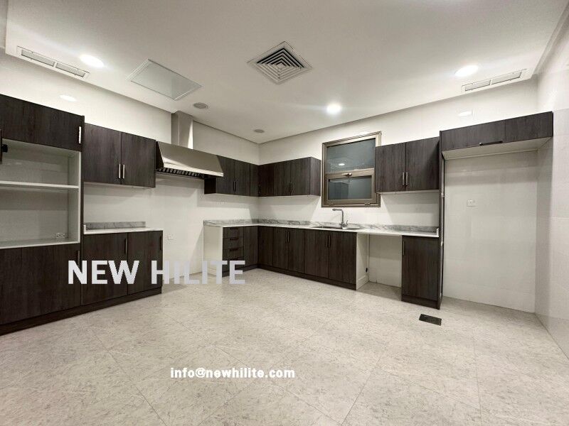 Kuwait City, Apartments, Flats, Houses & Villas, KWD 950/month,  4 BR,  Elegant 4-Bedroom Floor For Rent In Al-Siddeeq